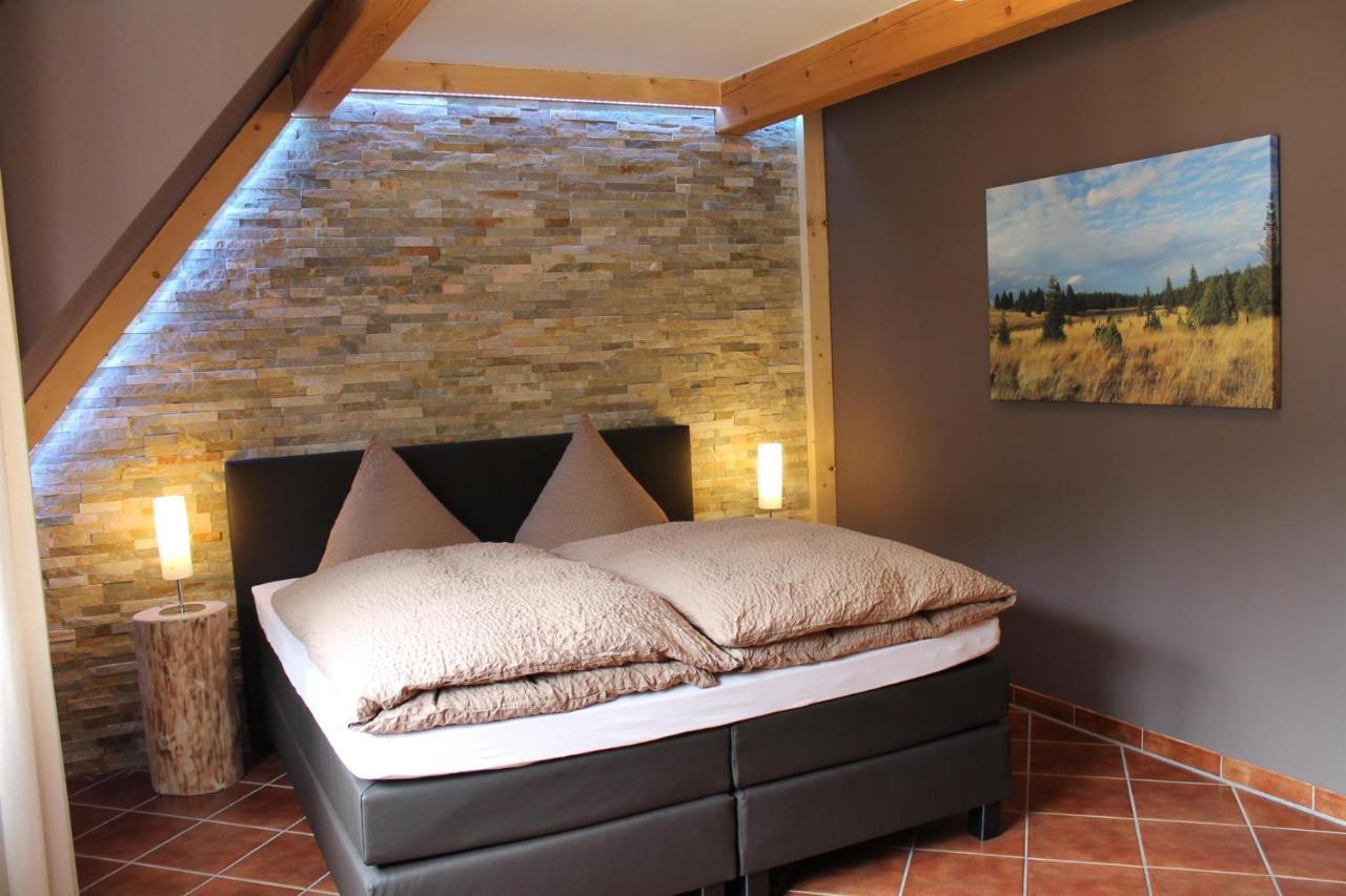 Appartements Im "Landhaus Am Frohnauer Hammer" Анаберг-Бухолц Екстериор снимка