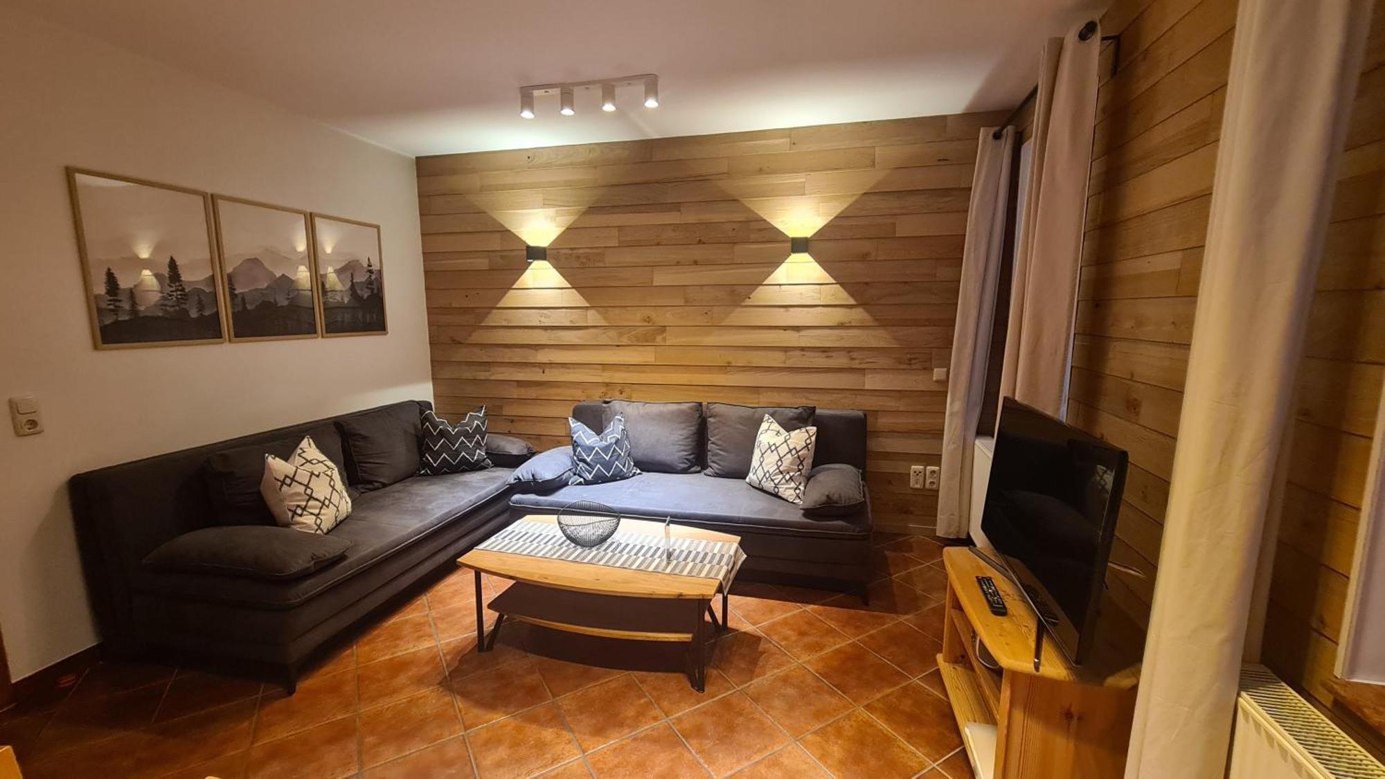 Appartements Im "Landhaus Am Frohnauer Hammer" Анаберг-Бухолц Екстериор снимка